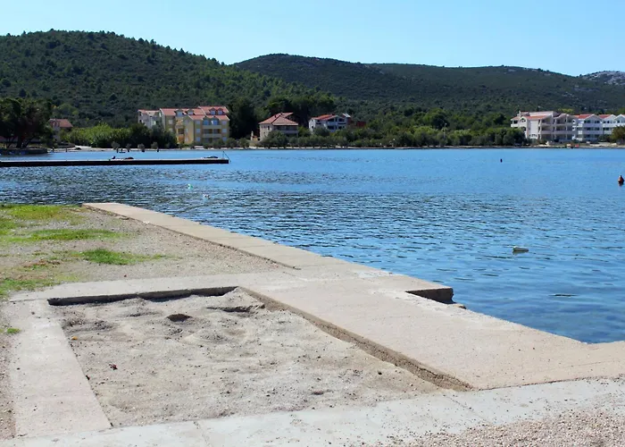 Maison d'hôtes By The Sea - 4309 Pašman