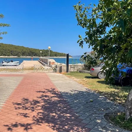 By The Sea - 4309 Affittacamere 3*