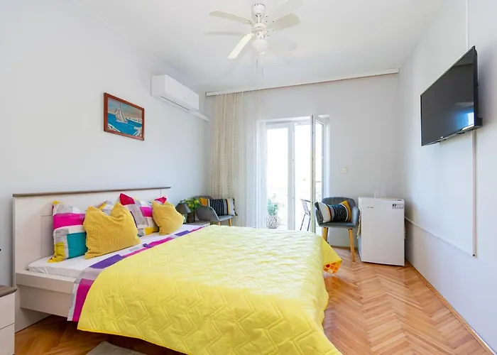 By The Sea - 4309 3* Pašman