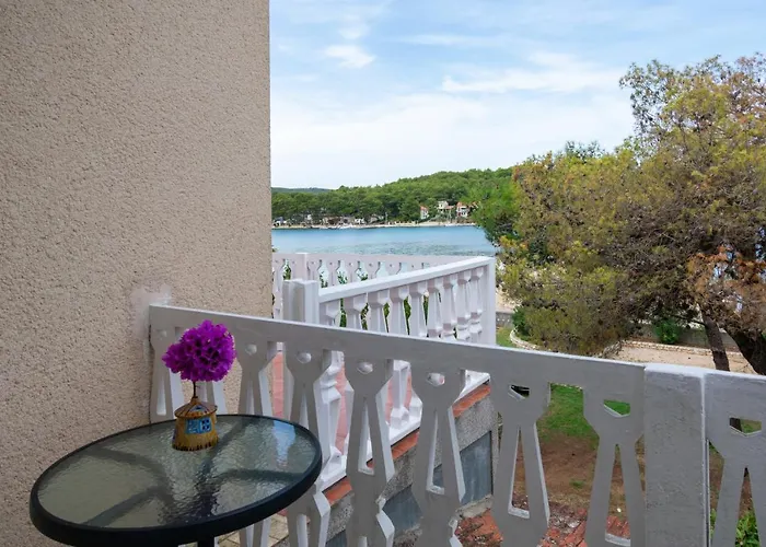 게스트하우스 By The Sea - 4309 3*